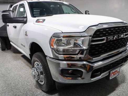 Used 2023 RAM 3500 SLT w/ Quick Order Package 2YG SLT image 5