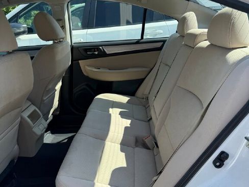 Used 2019 Subaru Legacy 2.5i Premium image 11