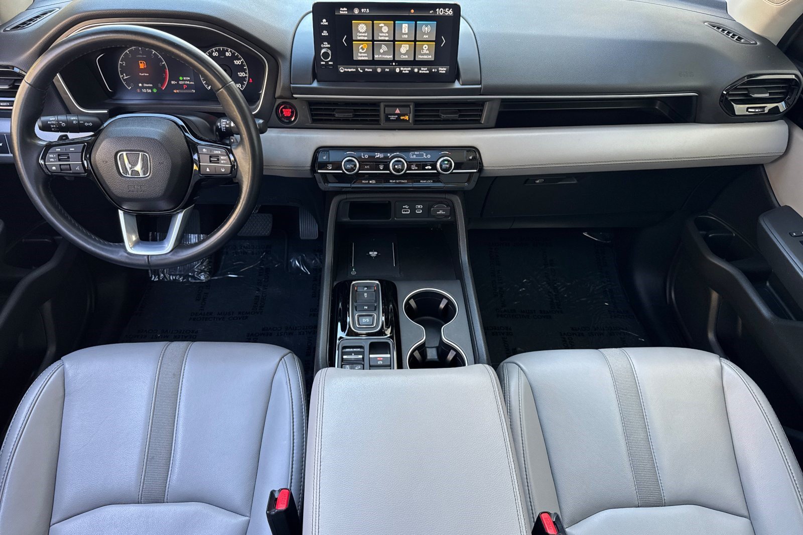 Used 2025 Honda Pilot Touring image 16
