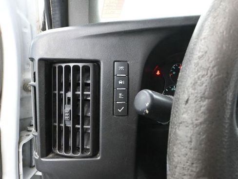 Used 2017 Chevrolet Express 3500 LT w/ LT Preferred Equipment Group image 27