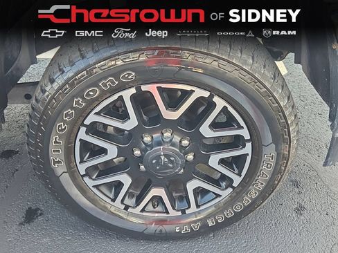Used 2025 RAM 2500 Limited AWD/4WD image 12