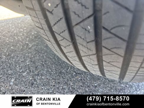 Certified 2023 Kia Sorento S w/ Panoramic Sunroof Package image 47