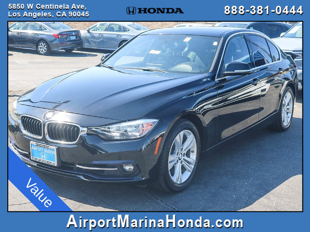 Used 2017 BMW 330i Sedan RWD image 5