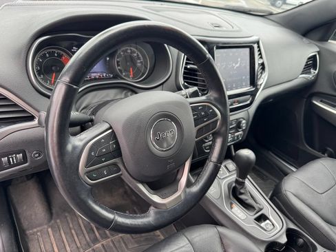 Used 2020 Jeep Cherokee High Altitude AWD/4WD image 9