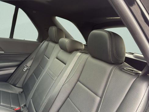 Used 2021 Mercedes-Benz GLE 350 image 36