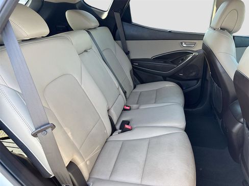 Used 2017 Hyundai Santa Fe Sport image 31