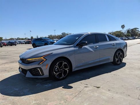 Certified 2025 Kia K5 GT-Line image 5