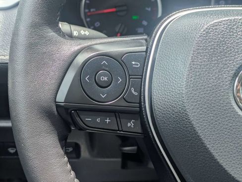 Used 2021 Toyota RAV4 XLE Premium FWD image 26