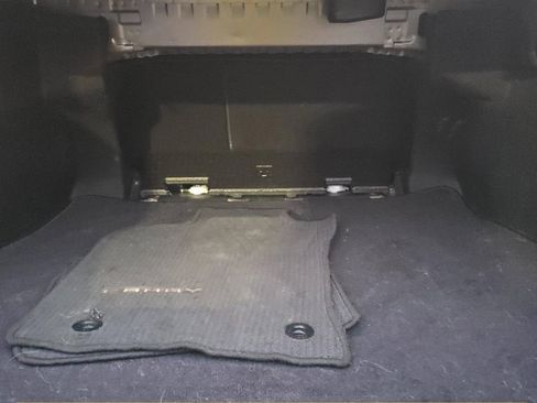 Used 2022 Toyota Camry LE image 11