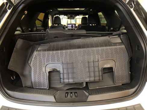 Used 2025 Ford Explorer ST-Line w/ Premium Package AWD/4WD image 24