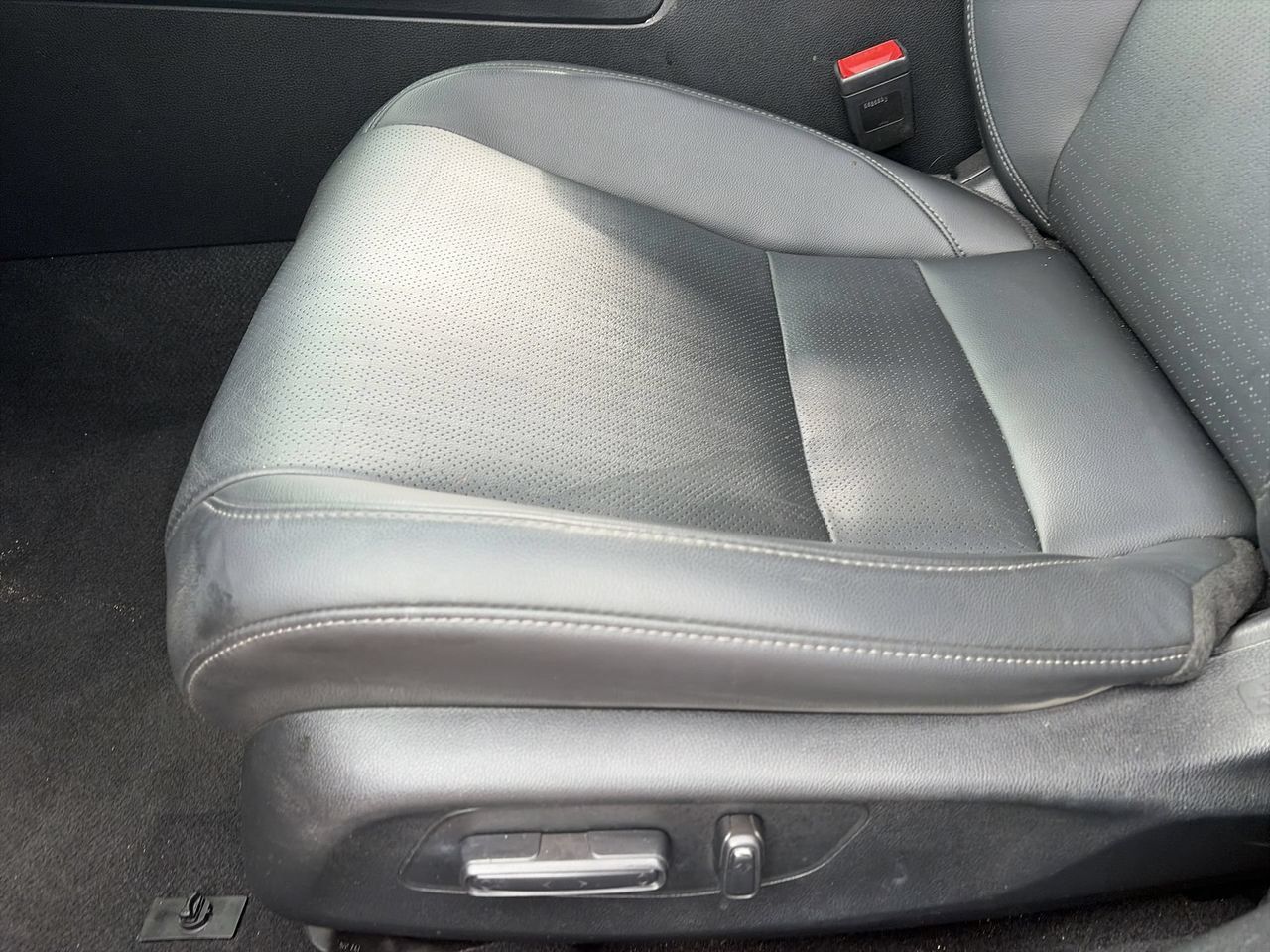 Used 2023 Honda Civic Touring image 19