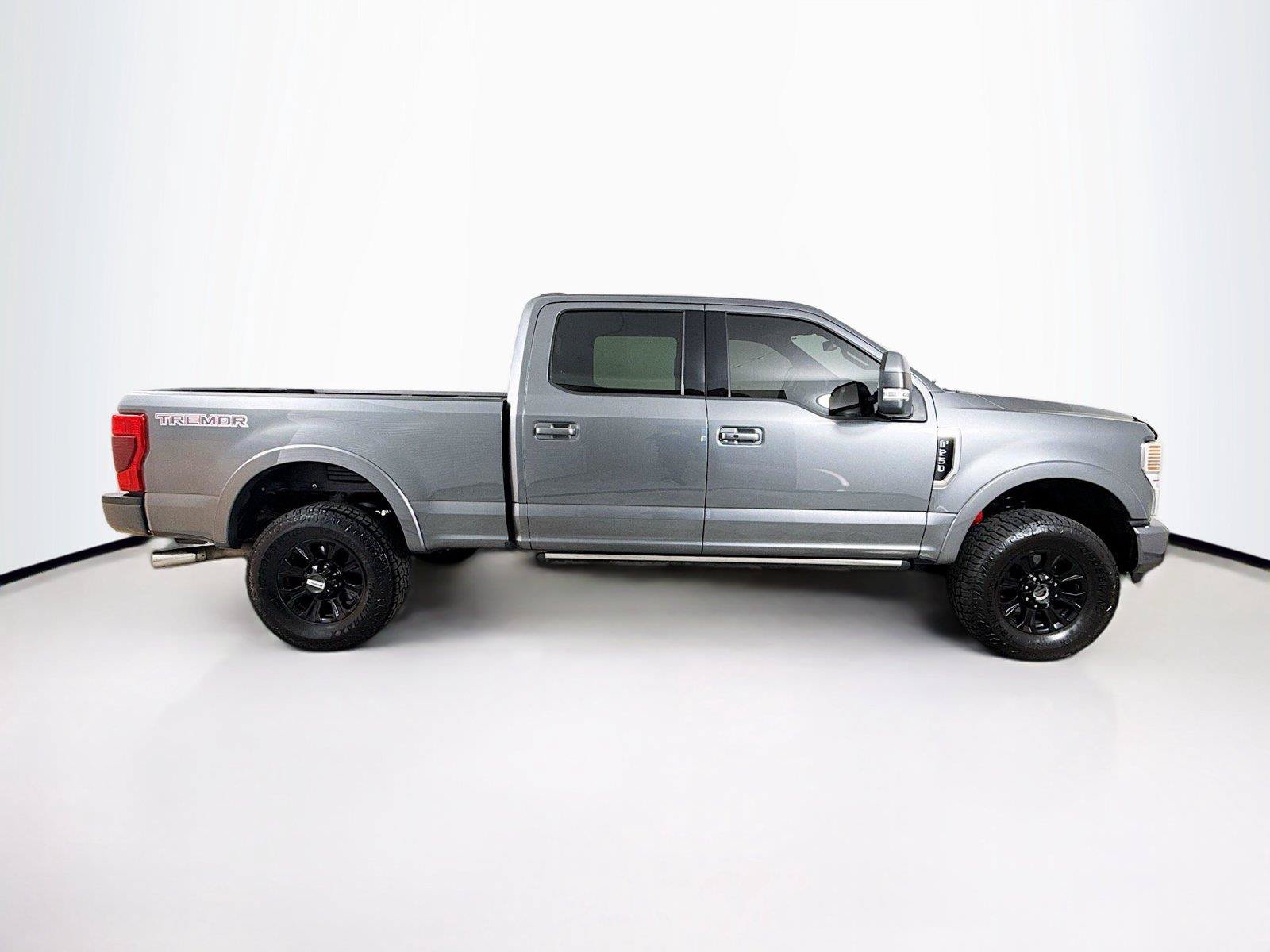 Used 2022 Ford F250 Lariat w/ Tremor Off-Road Package AWD/4WD image 30