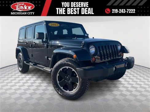 Used 2012 Jeep Wrangler Unlimited Sahara image 1