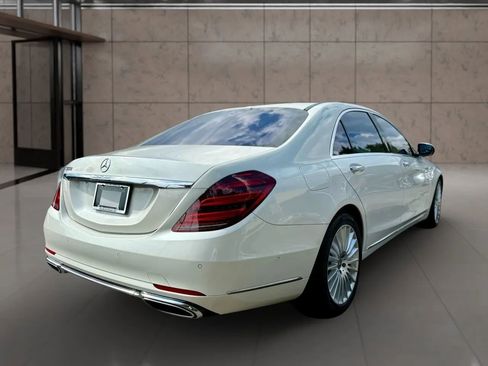 Used 2018 Mercedes-Benz S 560 Sedan image 7