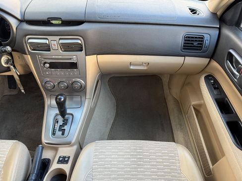 Used 2004 Subaru Forester 2.5XS image 32