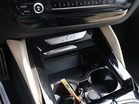 Used 2023 BMW X4 xDrive30i w/ M Sport Package AWD/4WD image 38