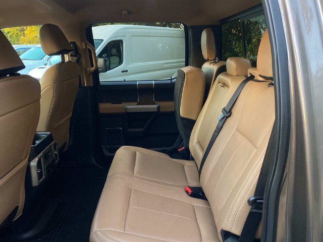 Used 2022 Ford F350 Lariat w/ Lariat Ultimate Package AWD/4WD image 9