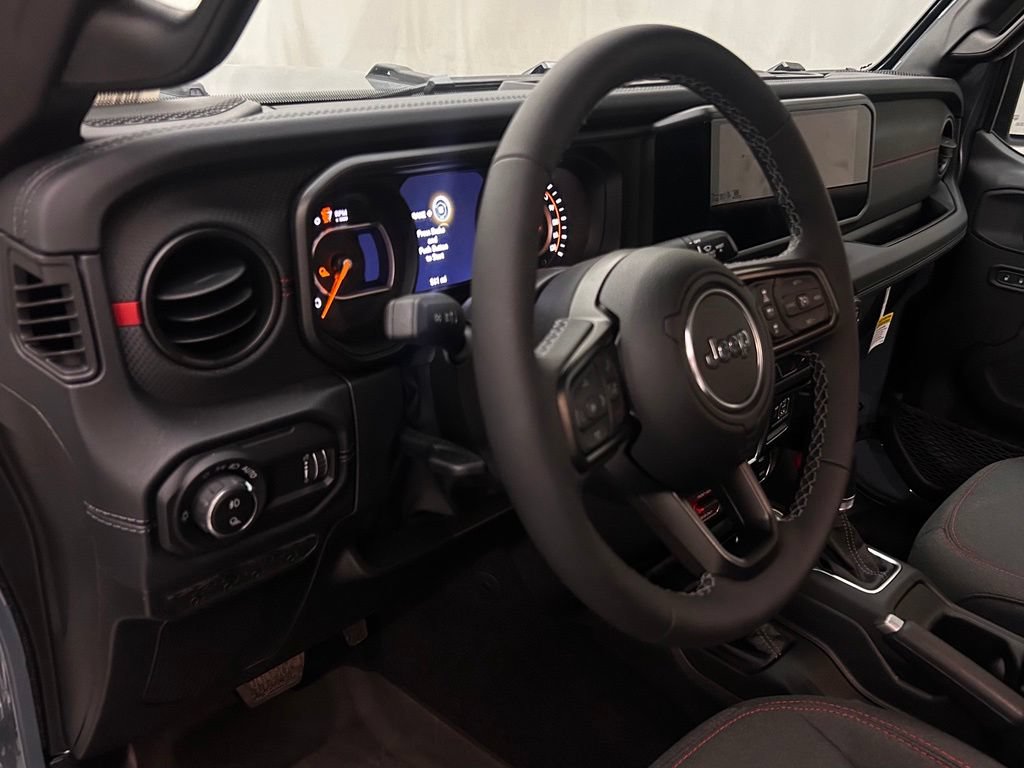 New 2026 Jeep Gladiator Rubicon w/ Technology Group AWD/4WD image 11