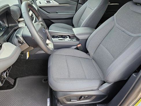 New 2026 Ford Explorer Active image 4
