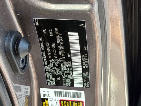 Certified 2022 Toyota Sienna XSE w/ XSE Plus Package FWD image 25