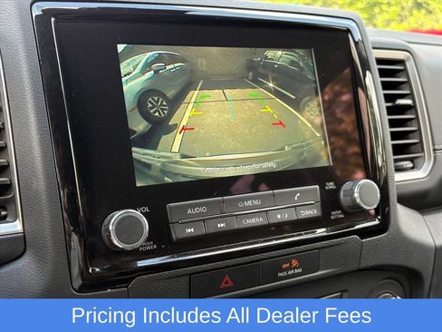 Used 2022 Nissan Frontier SV AWD/4WD image 9