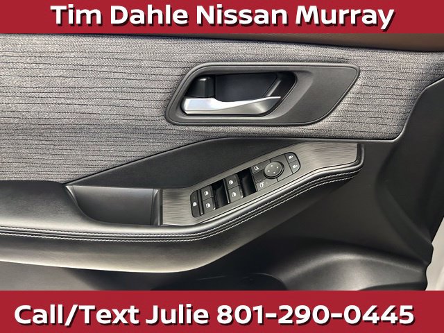 Used 2023 Nissan Rogue SV AWD/4WD image 22