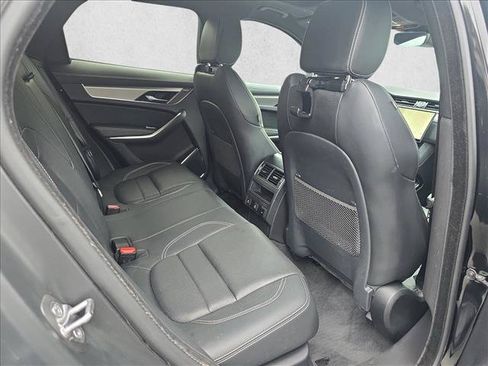 Used 2024 Jaguar F-PACE R-Dynamic S AWD/4WD image 11