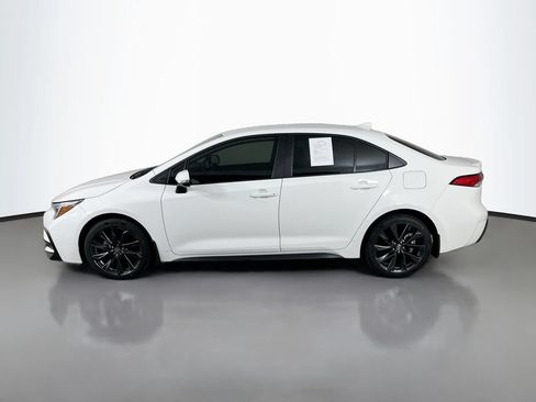 Used 2025 Toyota Corolla SE FWD image 5