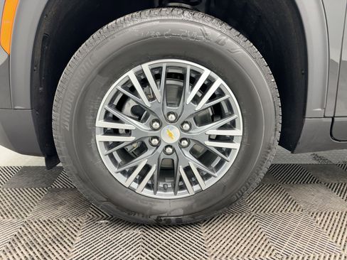 New 2026 Chevrolet Traverse LT image 12