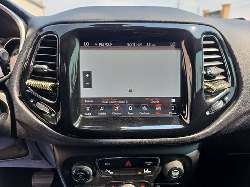 Used 2017 Jeep Compass Limited AWD/4WD image 17