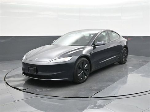 Used 2025 Tesla Model 3 Long Range image 34