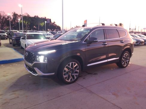 Used 2023 Hyundai Santa Fe Calligraphy image 3