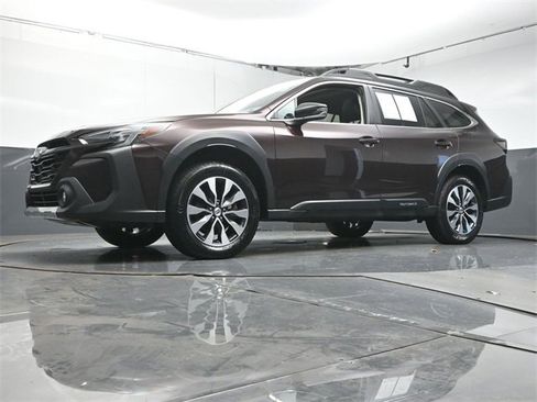 Used 2024 Subaru Outback Limited image 36