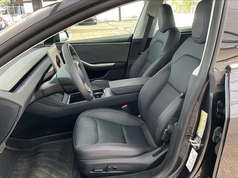 Used 2025 Tesla Model 3 Long Range image 7