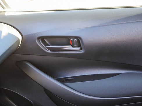 Certified 2025 Toyota Corolla LE image 22