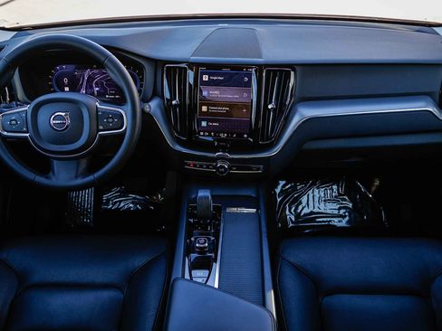 Used 2023 Volvo XC60 B5 Core w/ Climate Package image 14