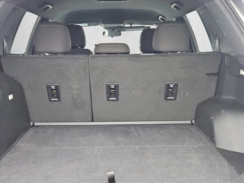 Used 2025 Chevrolet Equinox LT image 6