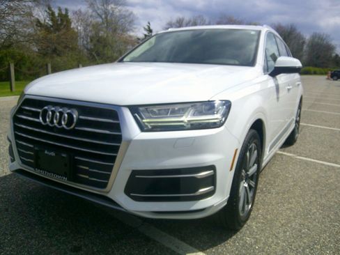 Used 2019 Audi Q7 3.0T Premium Plus w/ Premium Plus Package image 7