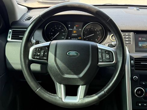 Used 2019 Land Rover Discovery Sport SE AWD/4WD image 7
