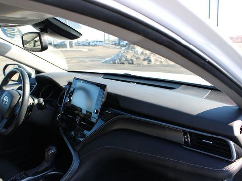 Used 2023 Toyota Camry XSE image 28