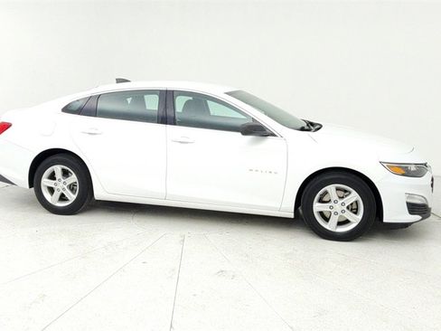 Certified 2019 Chevrolet Malibu LS image 10