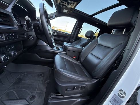 Used 2023 Chevrolet Tahoe Z71 w/ Luxury Package image 26
