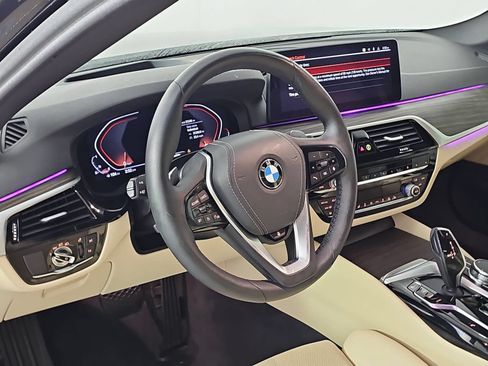Used 2023 BMW 540i xDrive w/ Premium Package AWD/4WD image 16