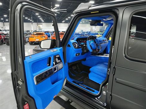 Used 2025 Mercedes-Benz G 63 AMG 4MATIC image 9