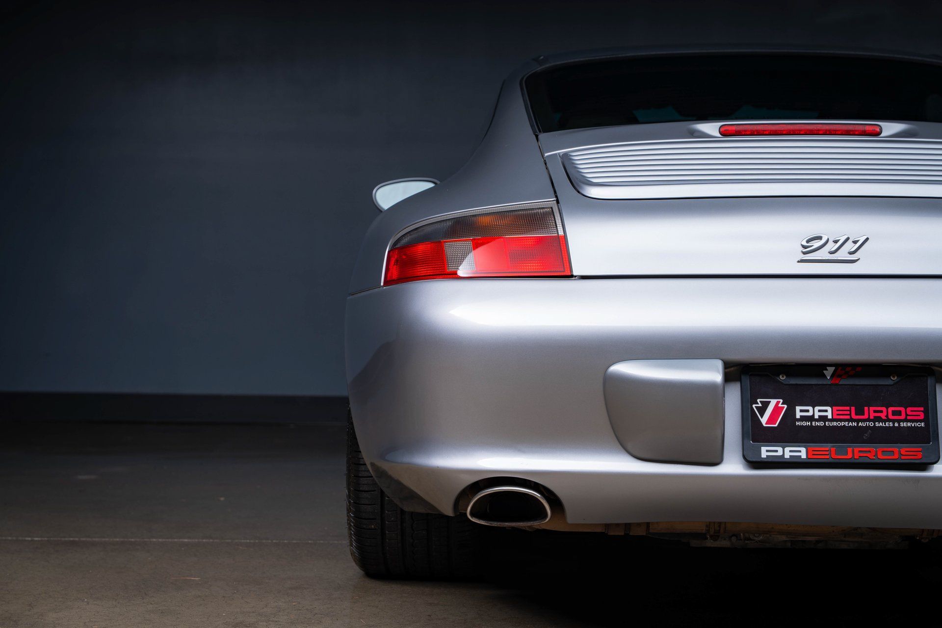 Used 2004 Porsche 911 40th Anniversary RWD image 27