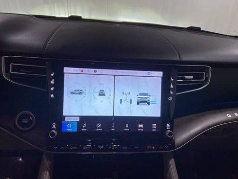 Used 2022 Jeep Grand Wagoneer Series I w/ Flexible Seating Group image 15