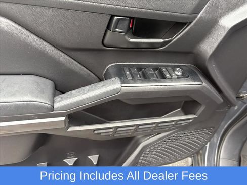 Used 2025 Toyota Tacoma SR5 AWD/4WD image 23