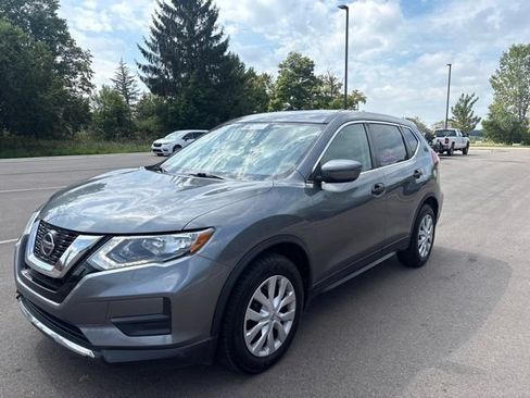 Used 2018 Nissan Rogue S FWD image 1