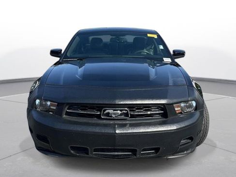 Used 2011 Ford Mustang Premium w/ 202A Rapid Spec Order Code RWD image 3