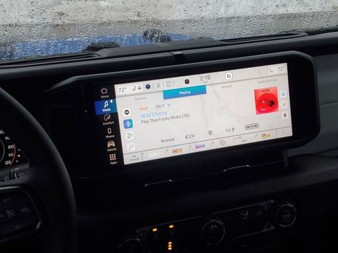 New 2026 Jeep Gladiator Sport image 15